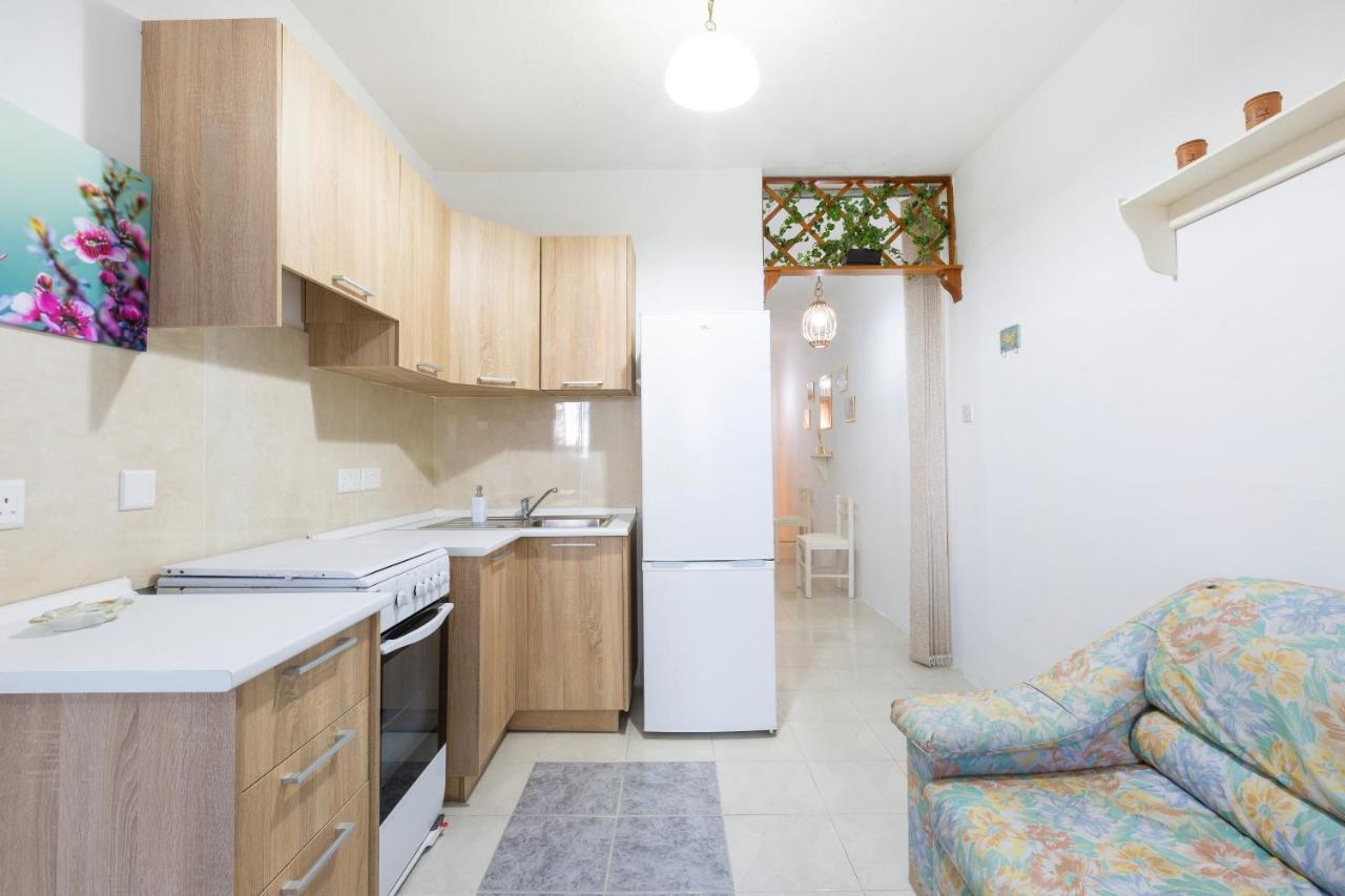 Ne1 - Lovely 2 Bedroom Apartment. Perfect Location 멜리에하 외부 사진