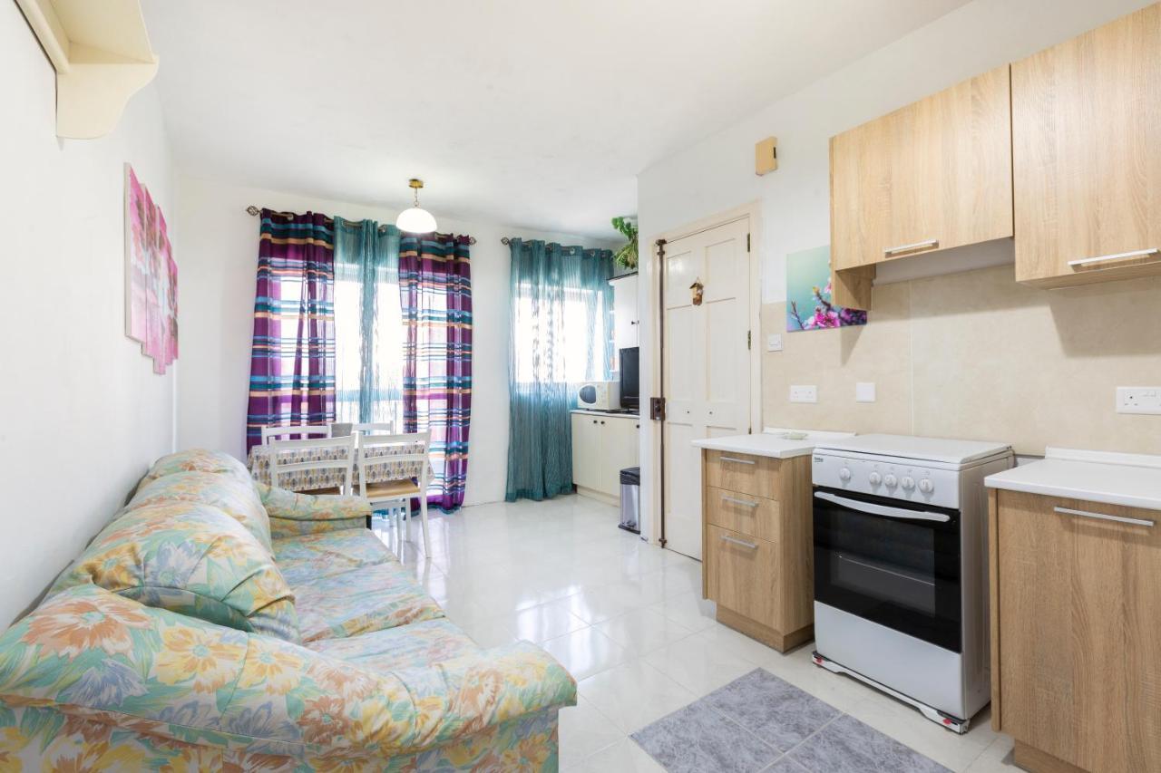 Ne1 - Lovely 2 Bedroom Apartment. Perfect Location 멜리에하 외부 사진
